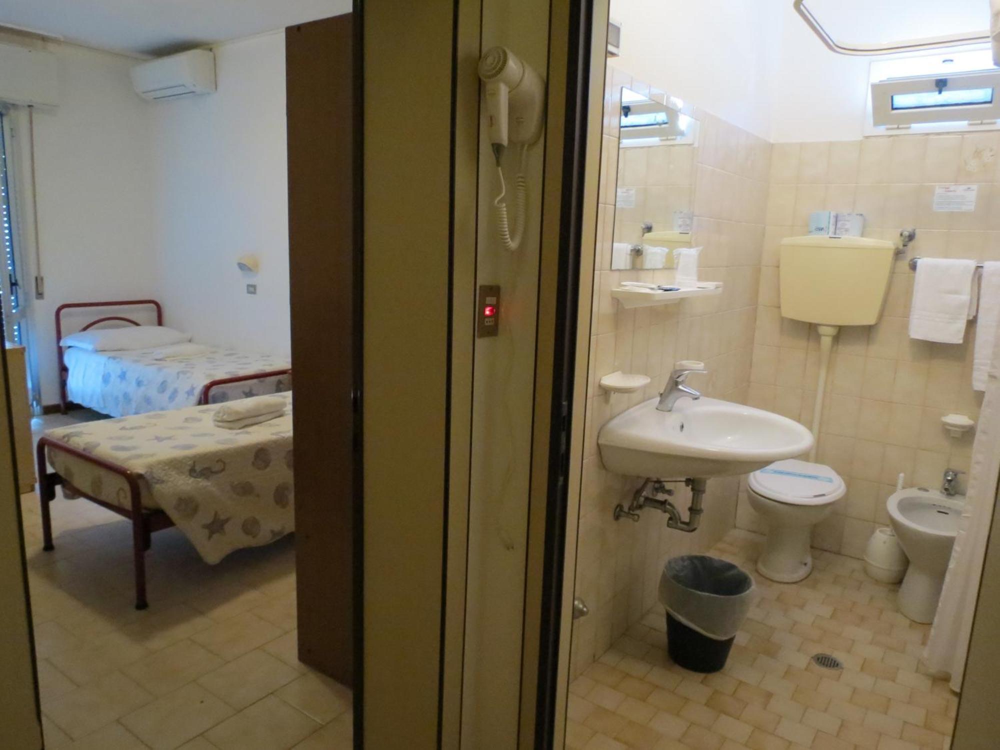 Hotel Gemini Rimini Cameră foto